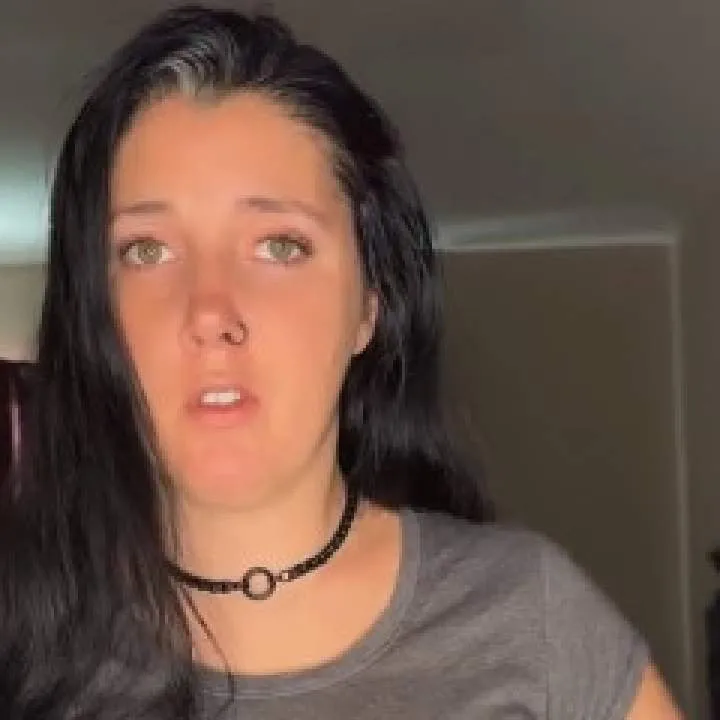 Amy Andrewe Photo On Jungo Live