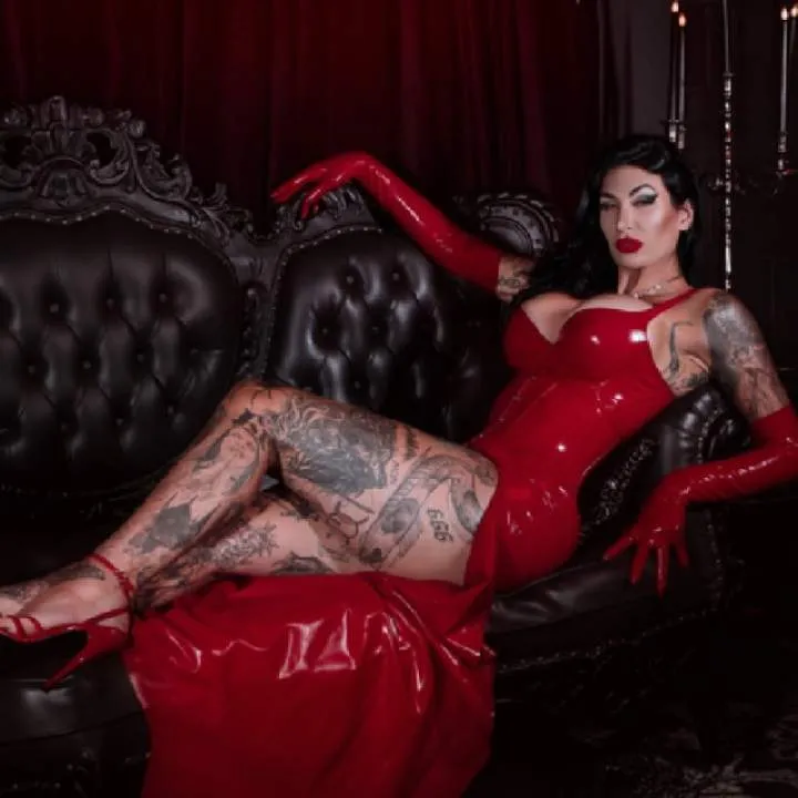 Mistress Elsa Photo On Jungo Live