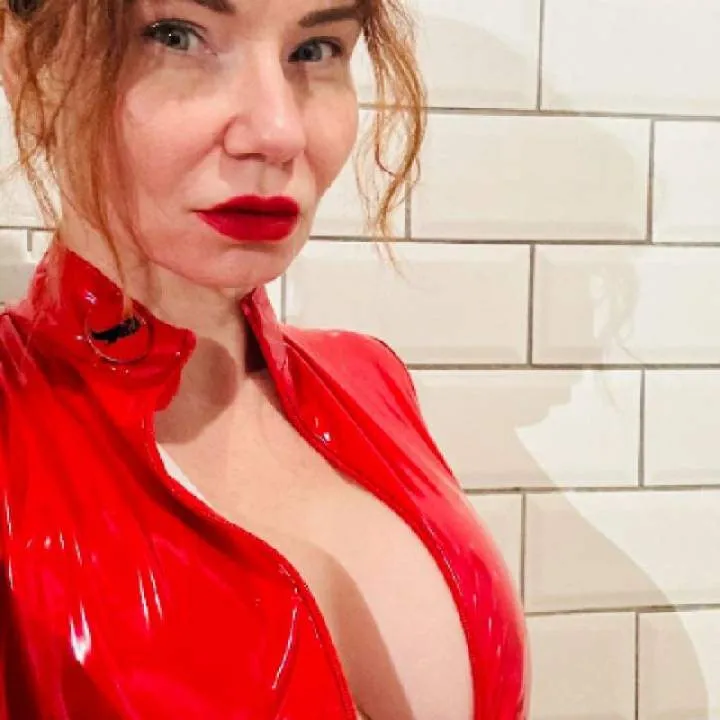 Divina Photo On Jungo Live