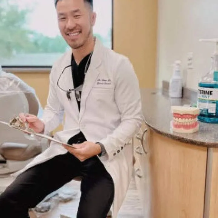 Henry Newton Photo On Jungo Live