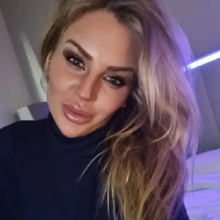 Dominantmissjessica........ Photo On Jungo Live