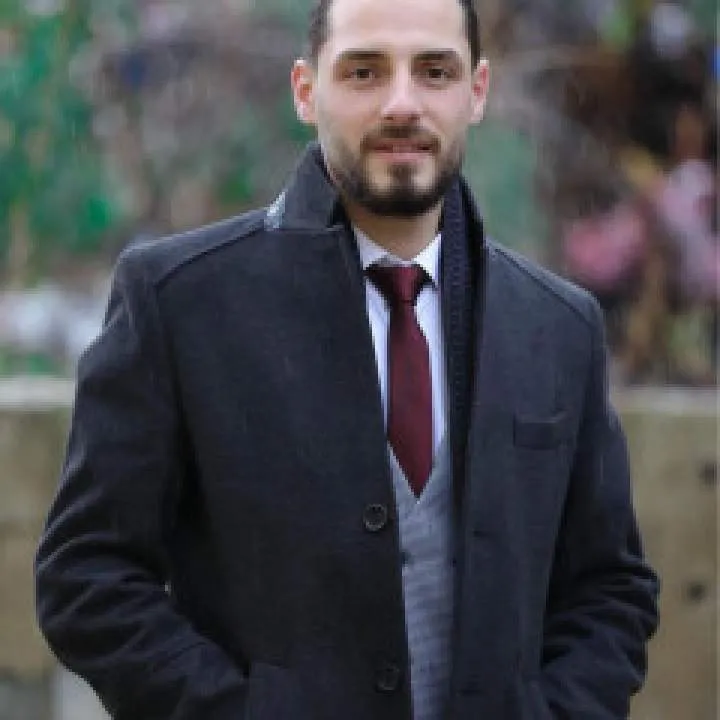 Proffesser Photo On Jungo Live