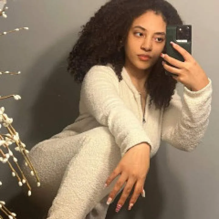 Dana Photo On Jungo Live