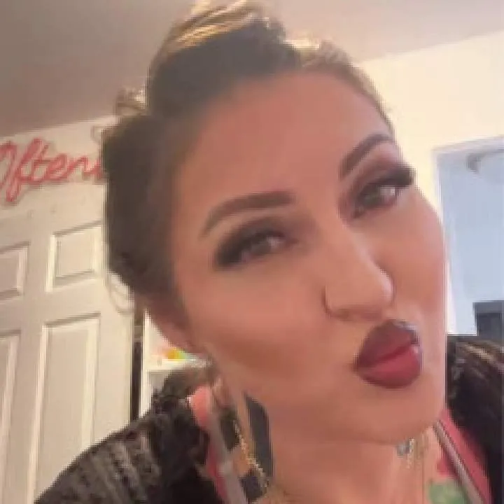 Oftenelle Photo On Jungo Live