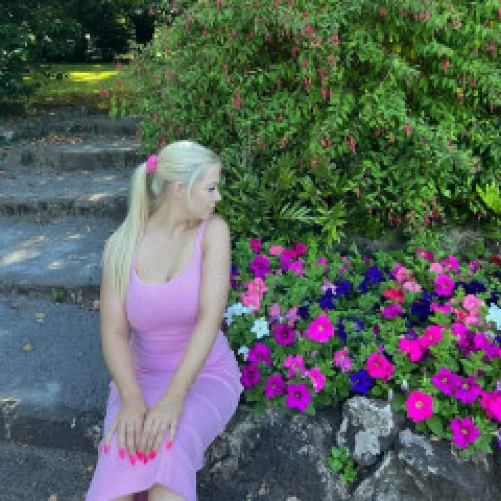 Rosemary Photo On Jungo Live