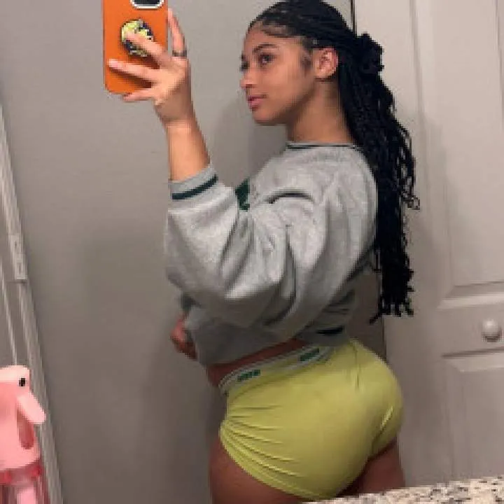 Charlot Photo On Jungo Live