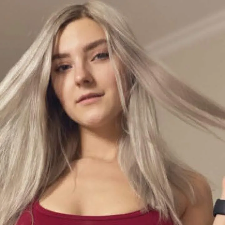 Sarah Kenny Photo On Jungo Live