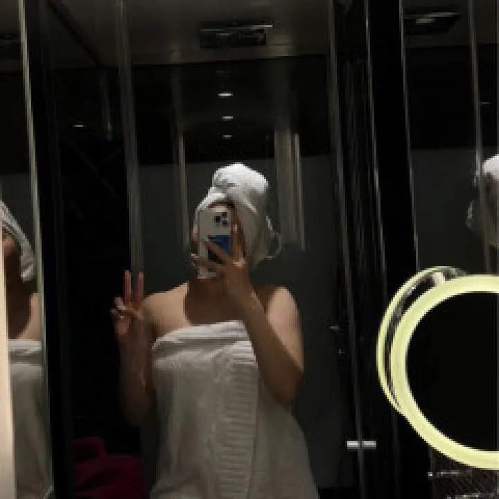 Anabelle Fernandez Photo On Jungo Live