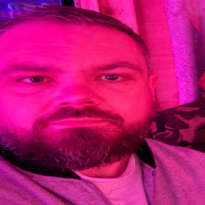 I_want_you_to_pee Photo On Jungo Live