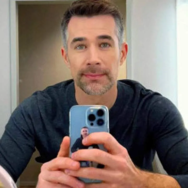 Mike Photo On Jungo Live