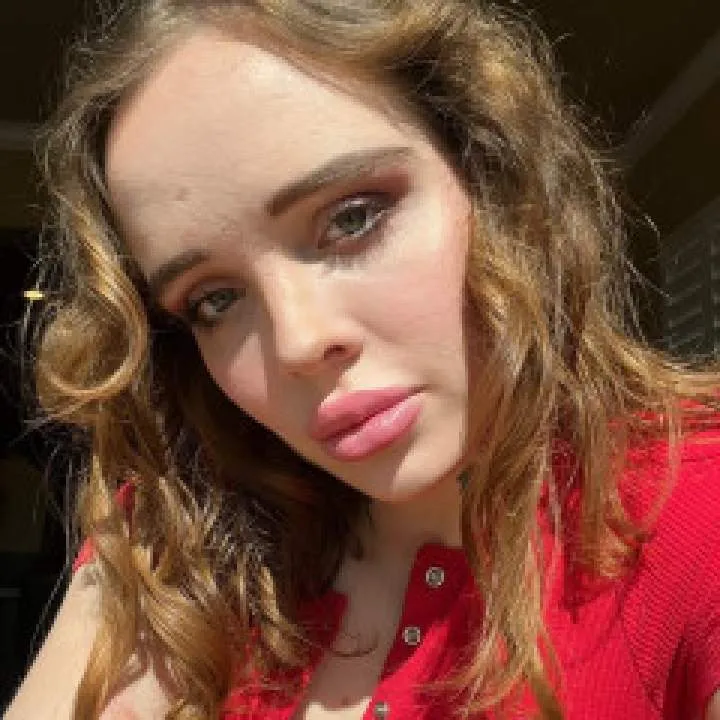 Emily Photo On Jungo Live