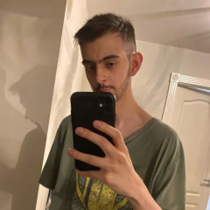 Adam Photo On Jungo Live