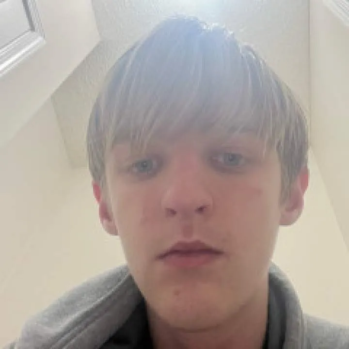 Ethan Photo On Jungo Live