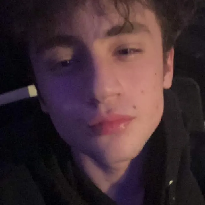 Llazo27 Photo On Jungo Live