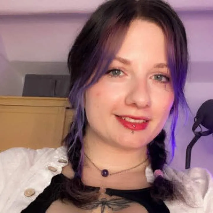 Mistress Photo On Jungo Live