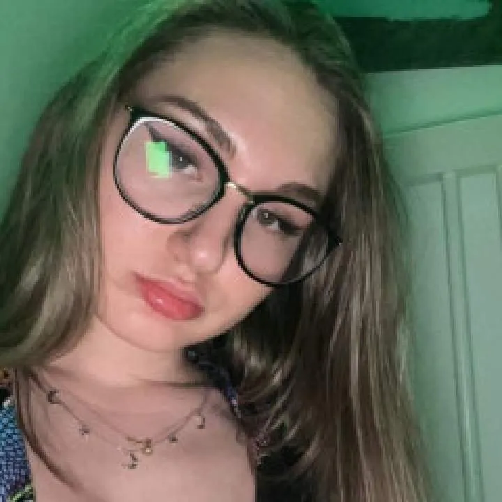 Julie........ Photo On Jungo Live