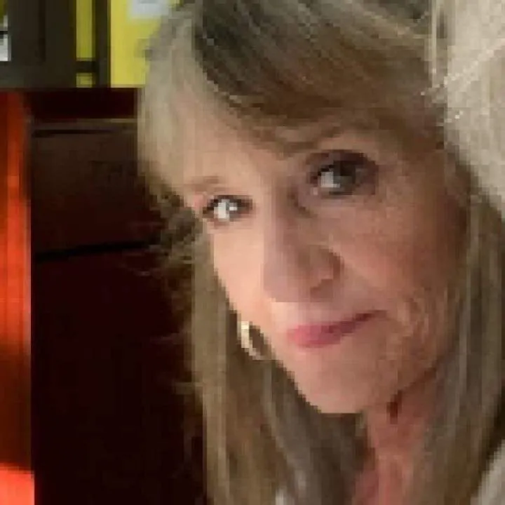 Tcup Photo On Jungo Live