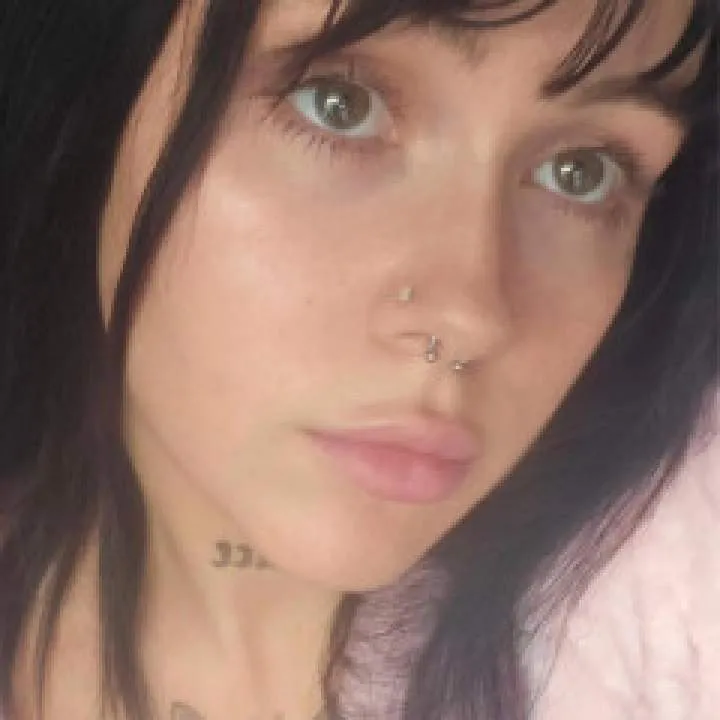 Eunice Liy Photo On Jungo Live