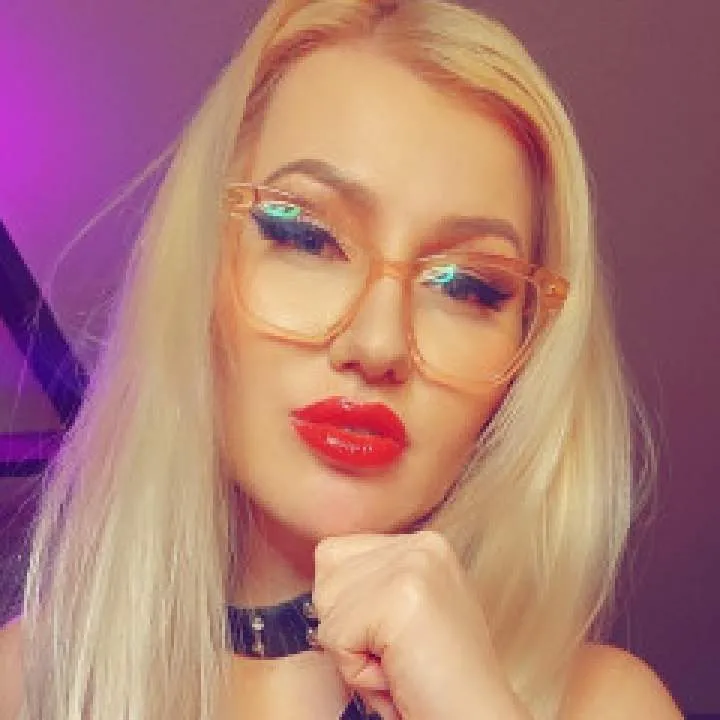 Dom Janet Photo On Jungo Live