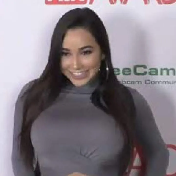 Hannah88 Photo On Jungo Live