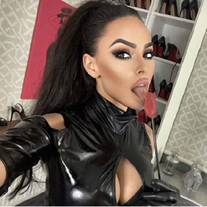 Evilwoman Photo On Jungo Live