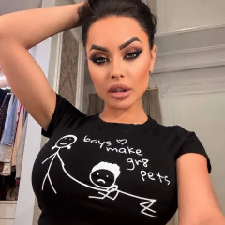 Katie Photo On Jungo Live