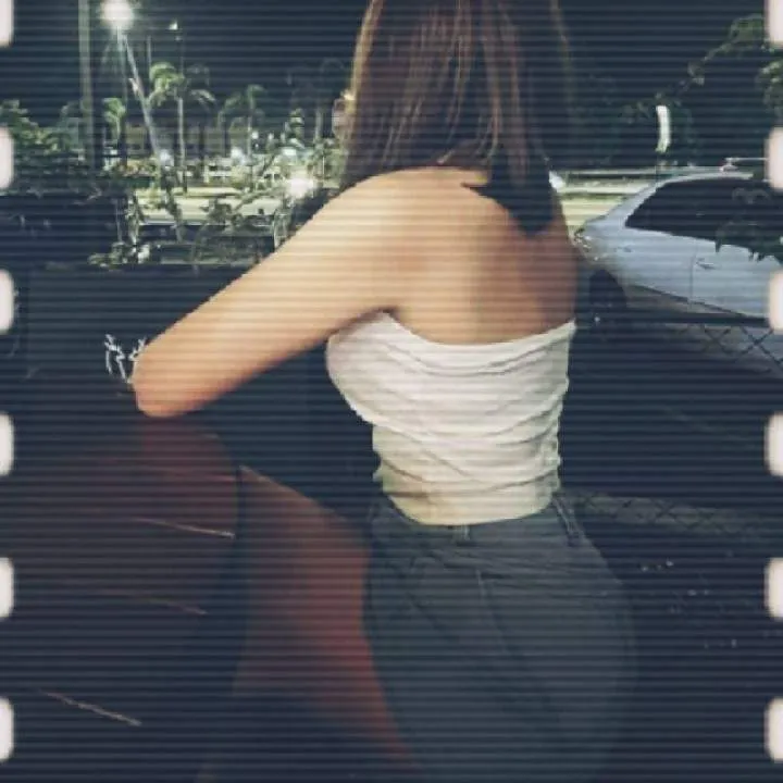 Sara Photo On Jungo Live