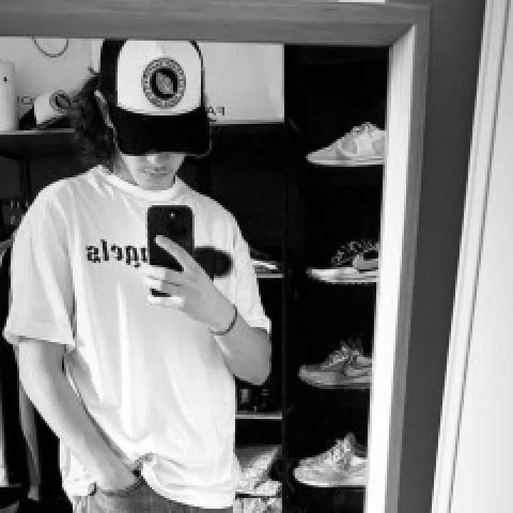 Alex Photo On Jungo Live