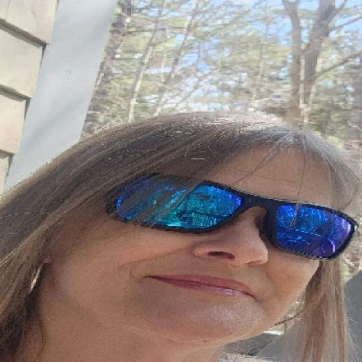 Christie Tay Photo On Jungo Live