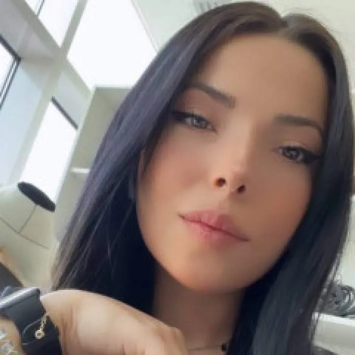 Lizzy Photo On Jungo Live