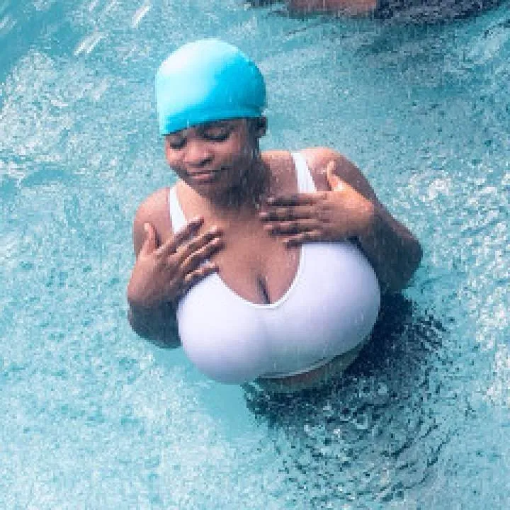 Mia Photo On Jungo Live