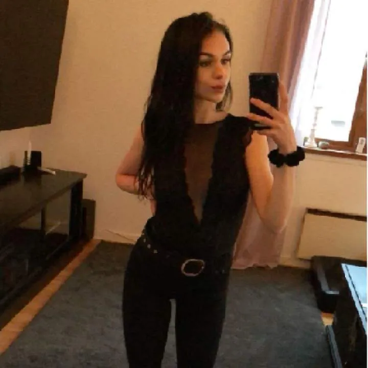 Abifew Photo On Jungo Live