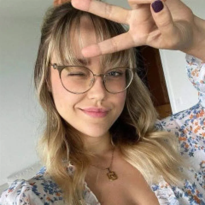 Sabrina Mary Photo On Jungo Live