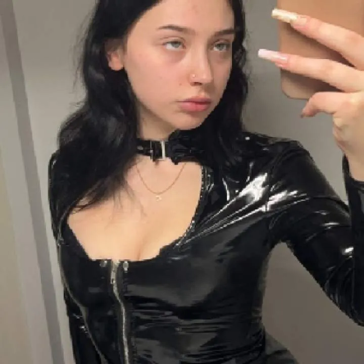 Mistress Luna Photo On Jungo Live