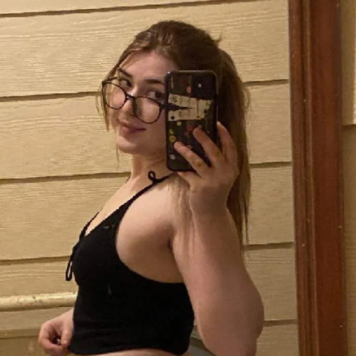 Emilycastila Photo On Jungo Live