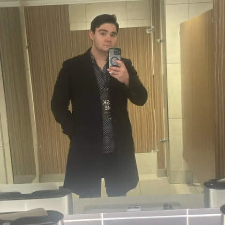 Lawrik Photo On Jungo Live