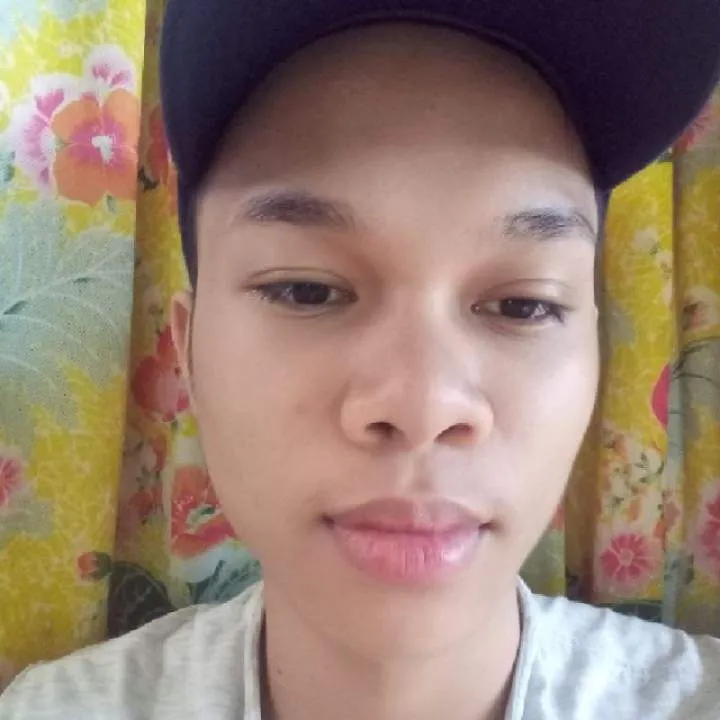 Yhon Photo On Jungo Live