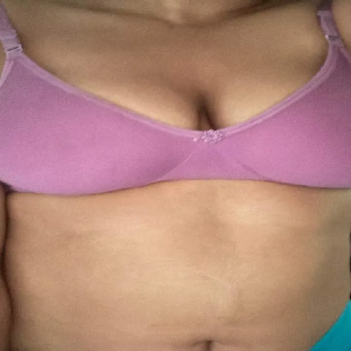 Ria Photo On Jungo Live