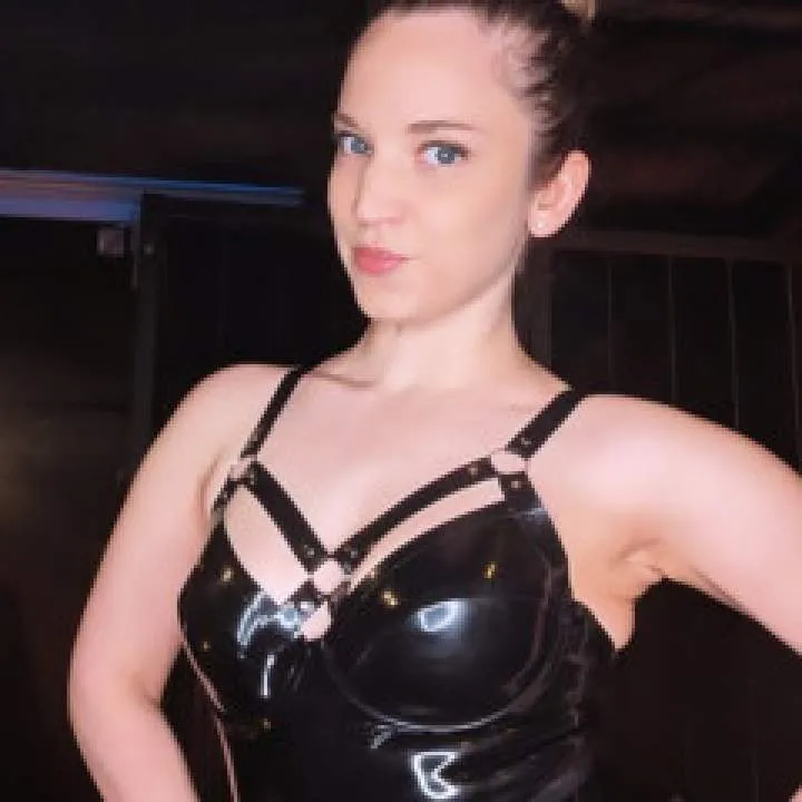 Mistressjenna Photo On Jungo Live