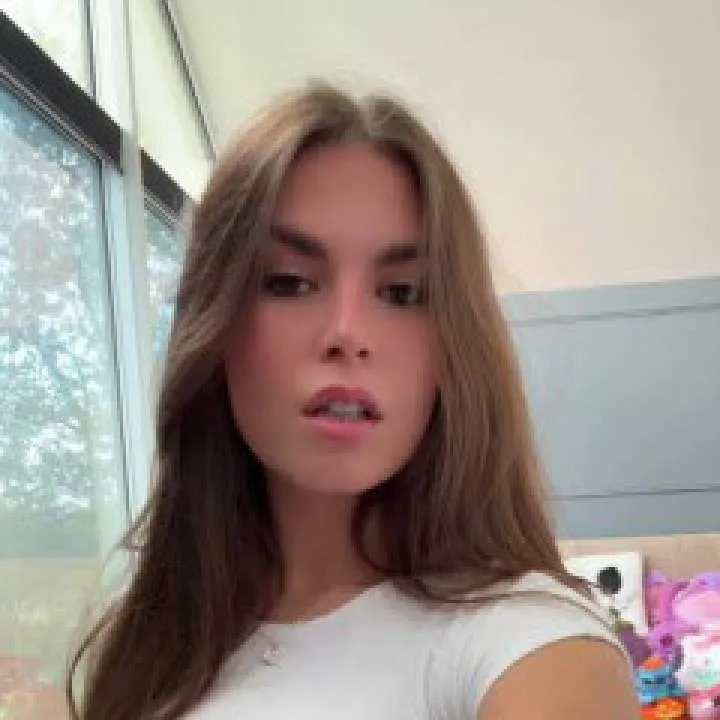 Linda Becky Photo On Jungo Live