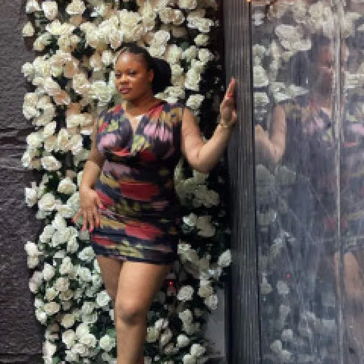 Vee Photo On Jungo Live