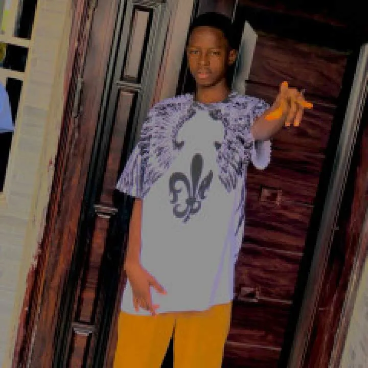 Zeza Photo On Jungo Live