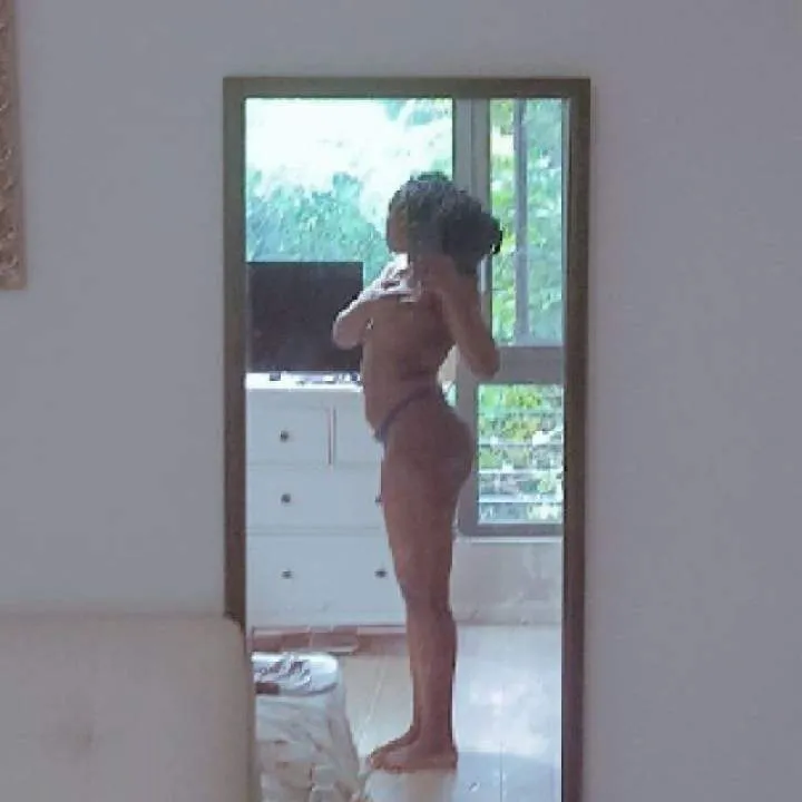 Klforeigngirl Photo On Jungo Live