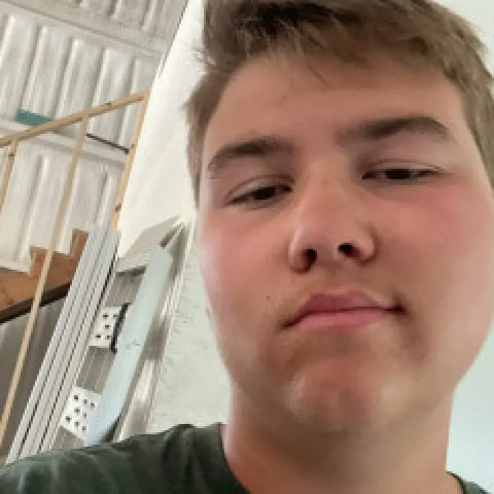 Benny Photo On Jungo Live