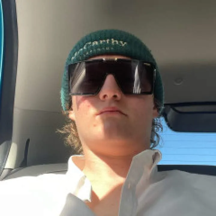 Cameron Photo On Jungo Live