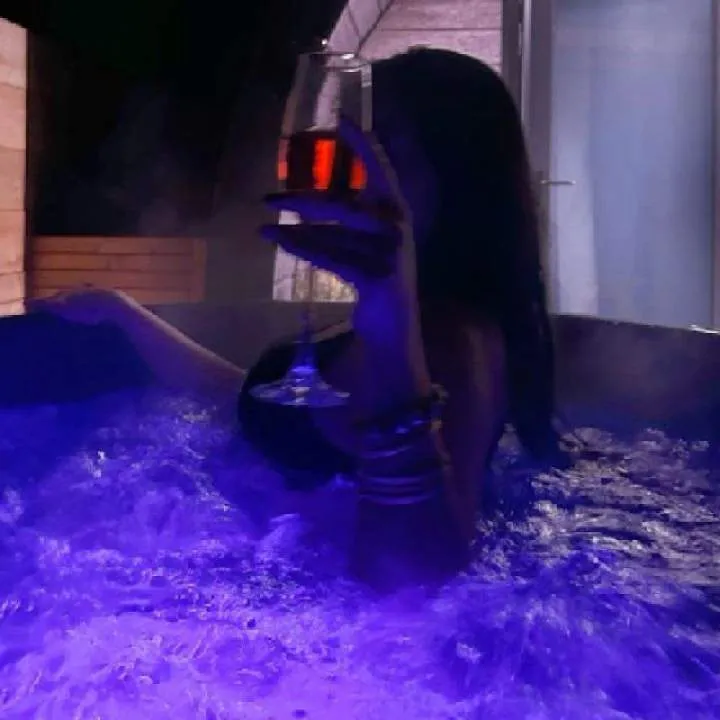 Sam Photo On Jungo Live