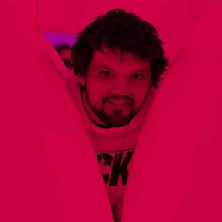 Louptonguedown Photo On Jungo Live