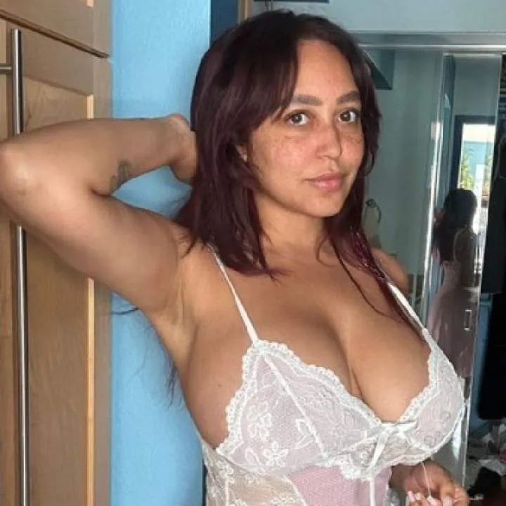 Mistress........ Photo On Jungo Live