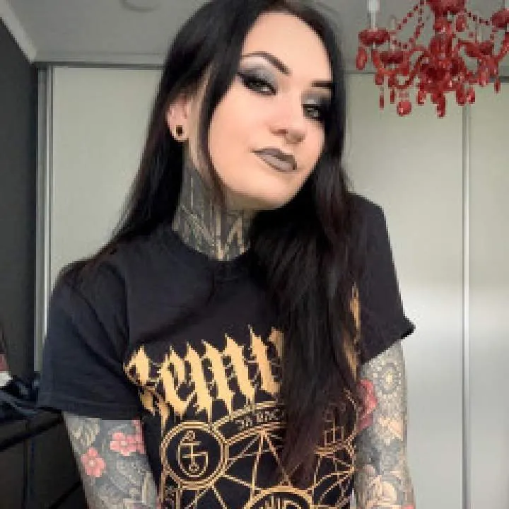 Mistress Amaya Photo On Jungo Live