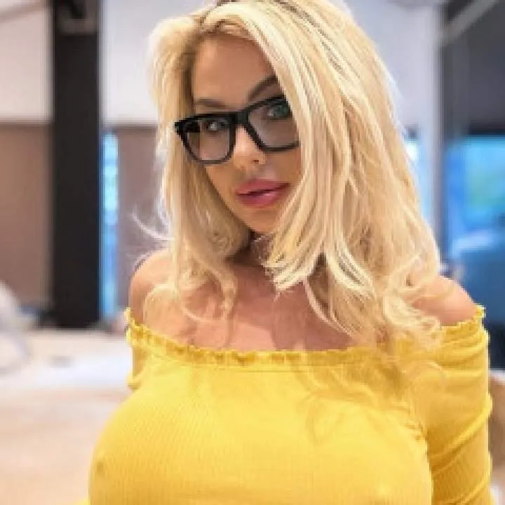 Amanda Breden Photo On Jungo Live